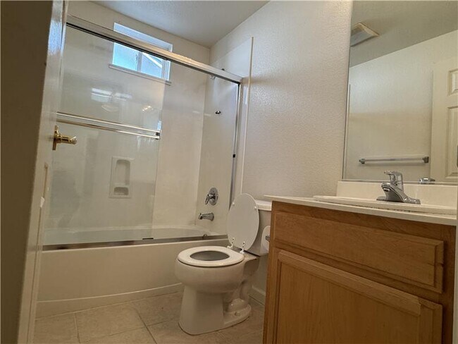 Building Photo - 4641 Palomino Way