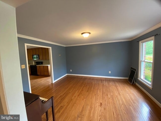 Building Photo - 14917 Lee Hwy