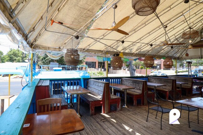 Building Photo - 1211 W 8th St