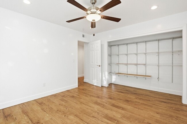 Building Photo - Fully Renovated Home in University City!