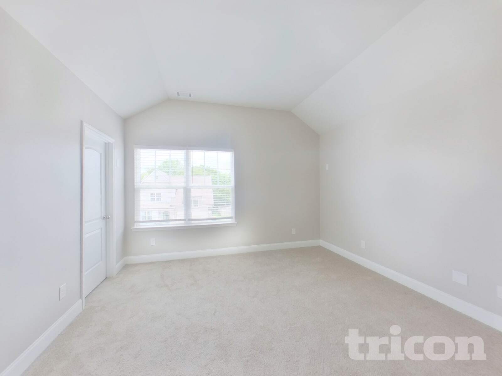 Building Photo - 1023 Solomon Ln