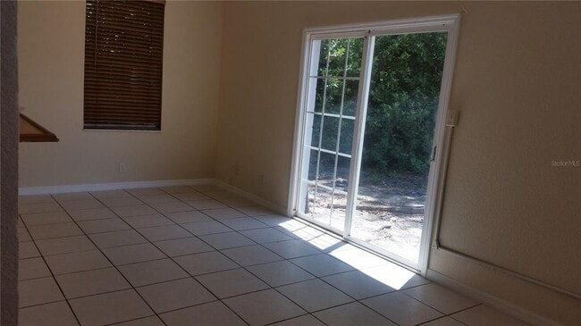 Building Photo - 931 Cedar Cir