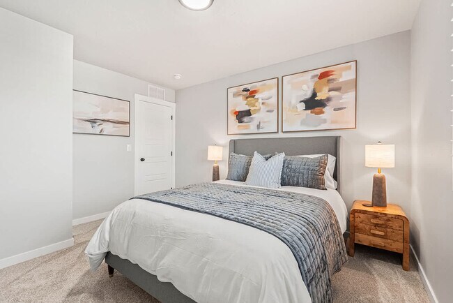 Building Photo - 10053 W Lyrical Dr