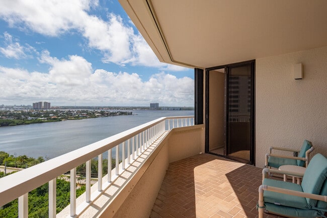 Building Photo - 5080 N Ocean Dr