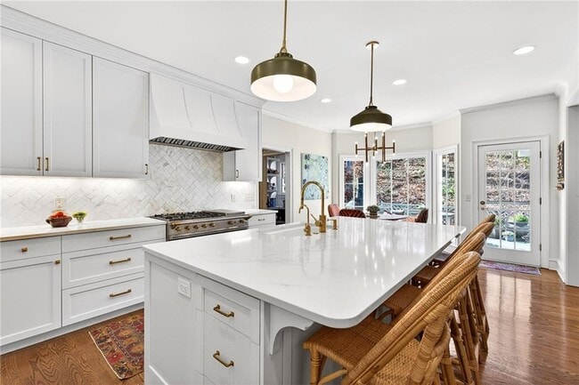 Building Photo - 3642 Mayfair Rd NE