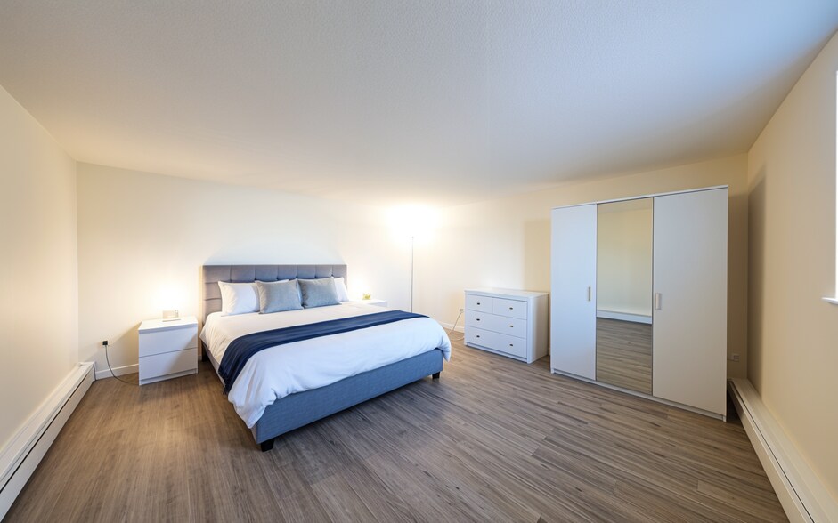 Building Photo - 33 Westgate Rd