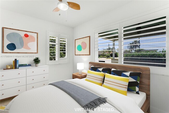 Building Photo - 9300 Bay Dr