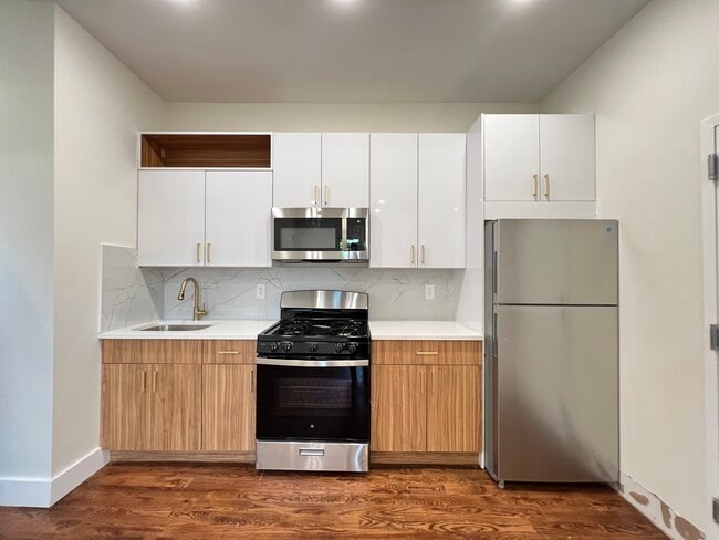 Building Photo - 44 Van Nostrand Ave