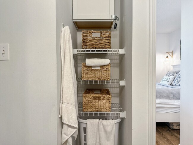 Building Photo - 3191 Scenic Hwy 98