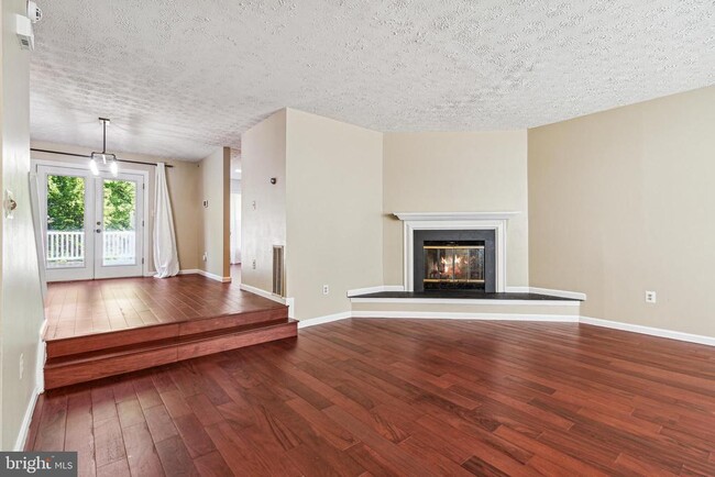 Building Photo - 14512 Mayfair Dr