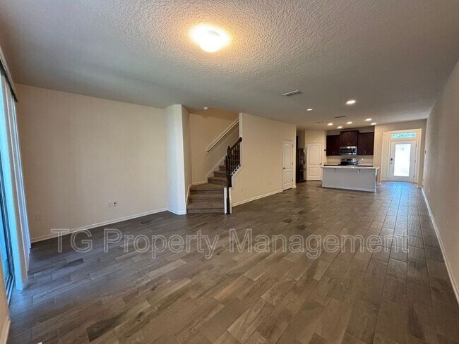 Building Photo - 24 Bush Pl