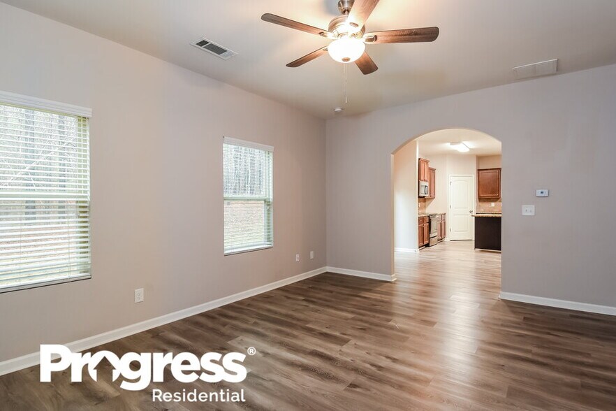 Building Photo - 222 Westridge Cir