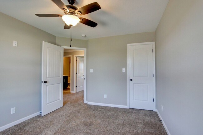 Building Photo - Big and Beautiful Smart Home