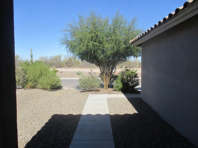 Building Photo - Beautiful 3 Bedroom-2 Bath House, Sahuarita Arizona