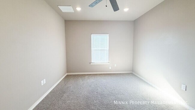 Building Photo - 1503 Avenue O