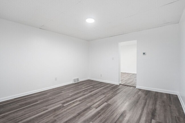 Building Photo - 1809 Lowrie St