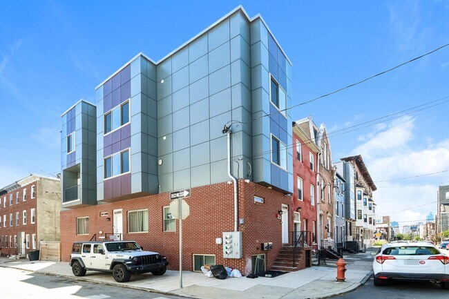 Primary Photo - 917 N 15th St
