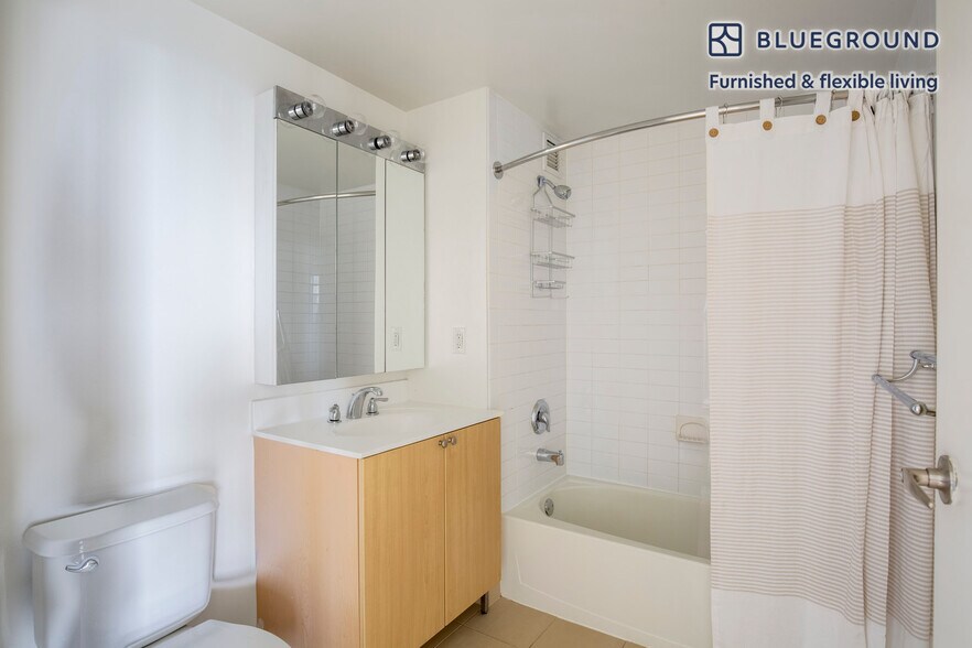 Building Photo - 4-75 48th Avenue-SI FL11-ID934