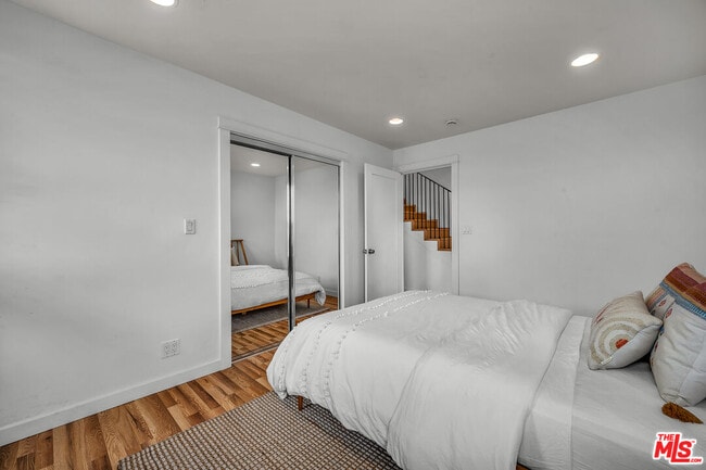 Building Photo - 58 Sunset Ave