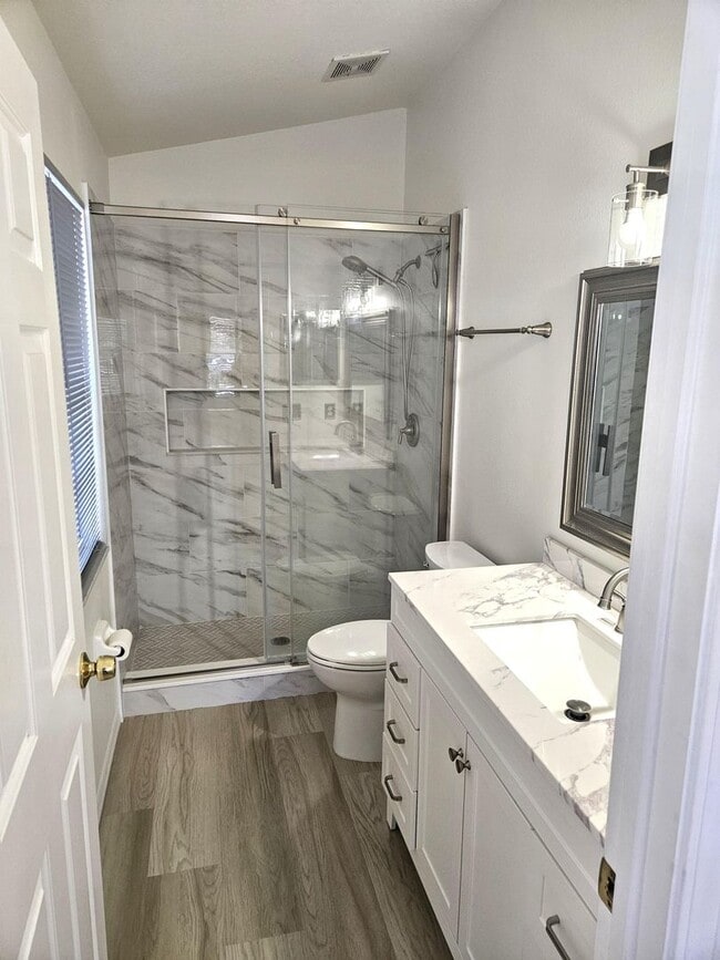 Building Photo - Town House in MillBrooke Ranch