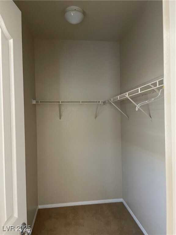 Building Photo - 9883 Mandrake Falls St