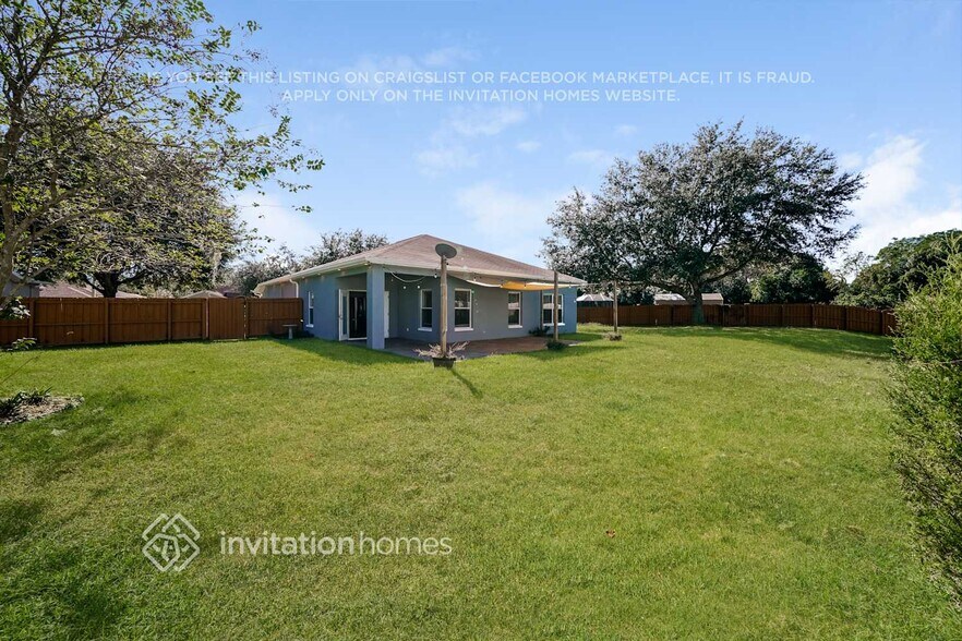 Building Photo - 810 Coade Stone Dr