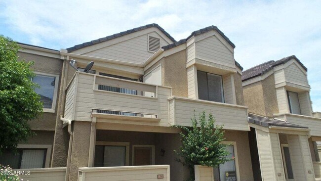 Primary Photo - 2 Bed/2 Bath Condo in Tempe with Great Ame...
