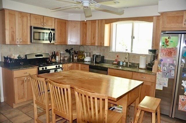 Building Photo - 317 Cardinal Medeiros Ave