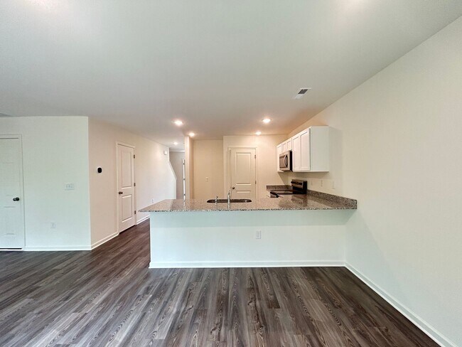 Building Photo - 724 Ironwood Ct
