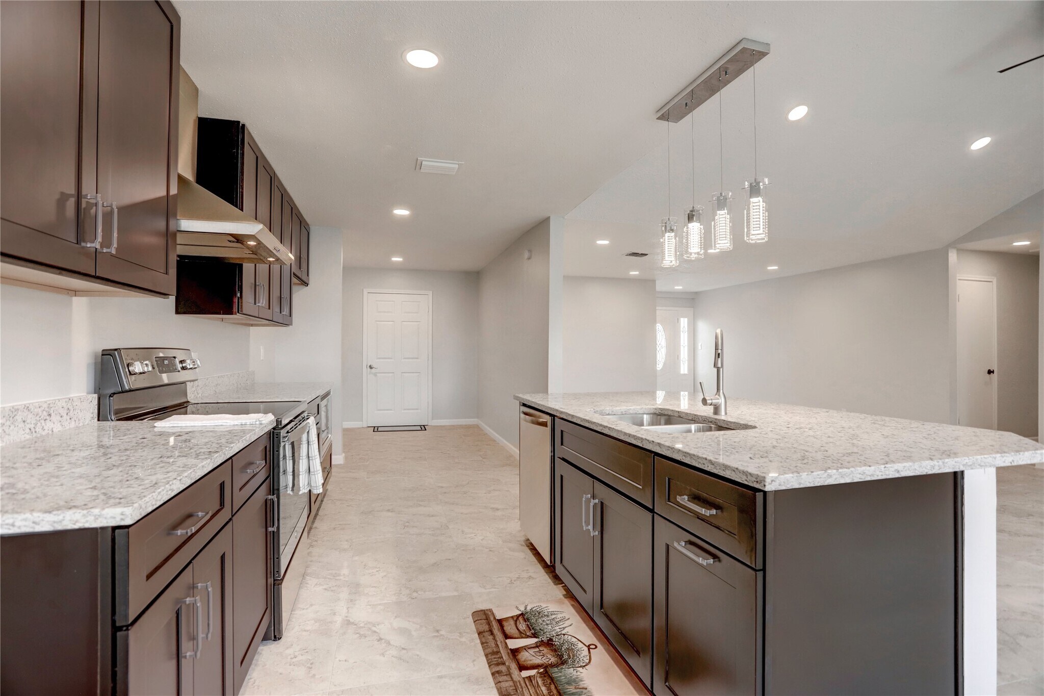 Building Photo - 327 Gentilly Dr