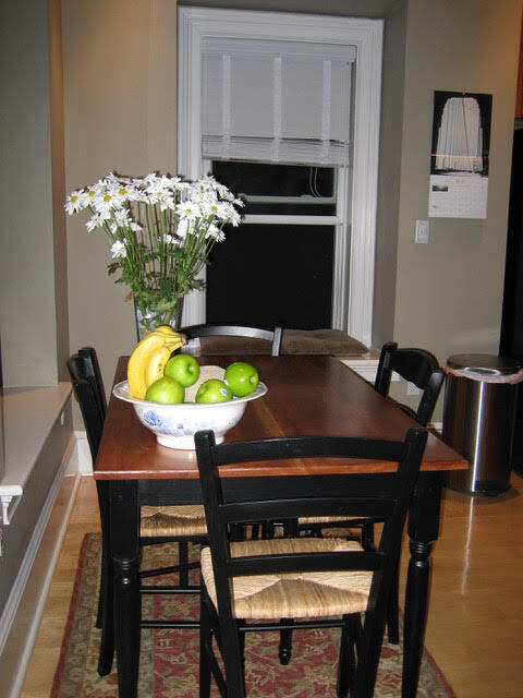 Unit 4 - 219 W 3rd St