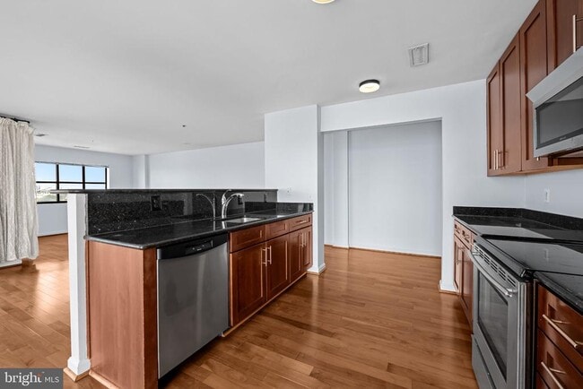 Building Photo - 2702 Lighthouse Point E