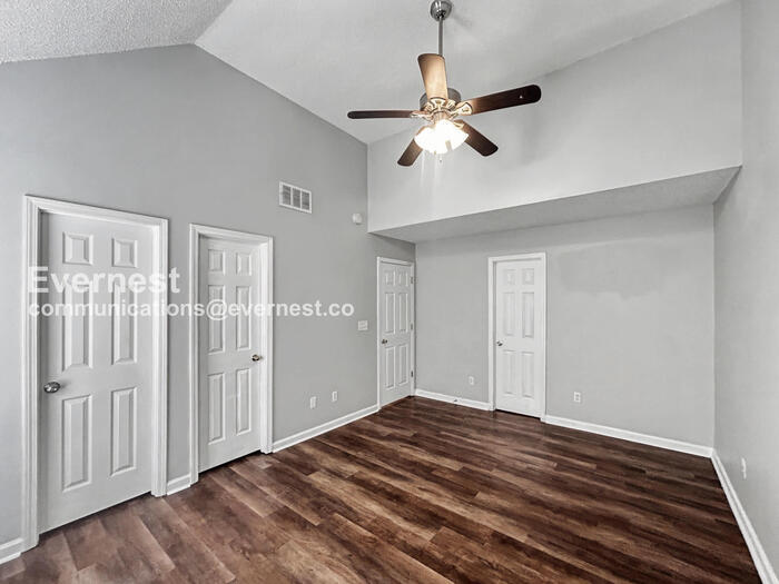 Building Photo - 4140 Ravenwood Ct