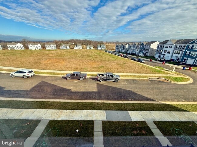 Building Photo - 79 Abigail St