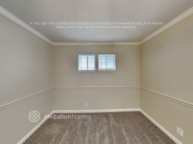 Building Photo - 413 Yale Ave