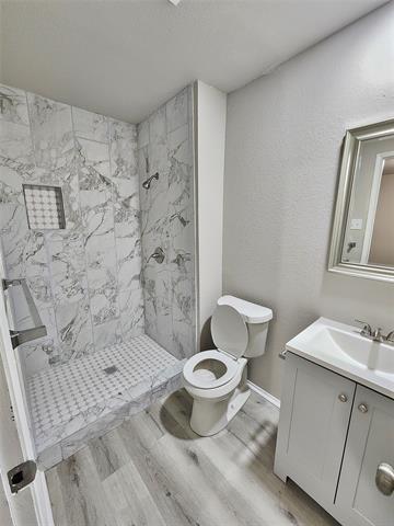 Building Photo - 4118 Salem Dr