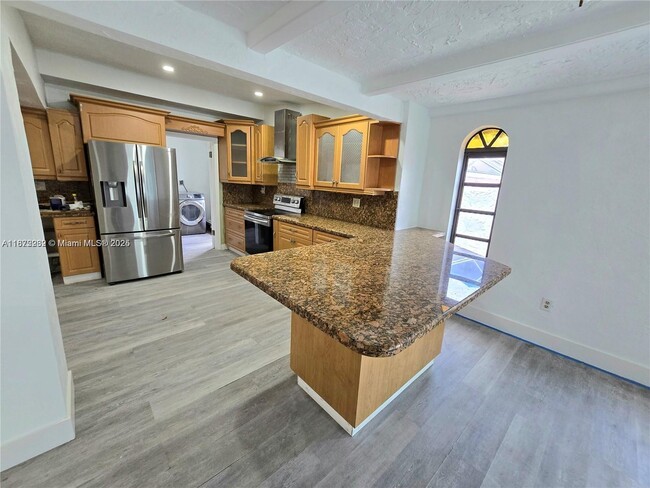 Building Photo - 10981 SW 44th St
