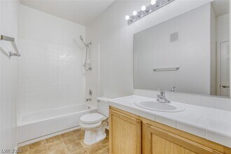 Building Photo - 2116 Calville St