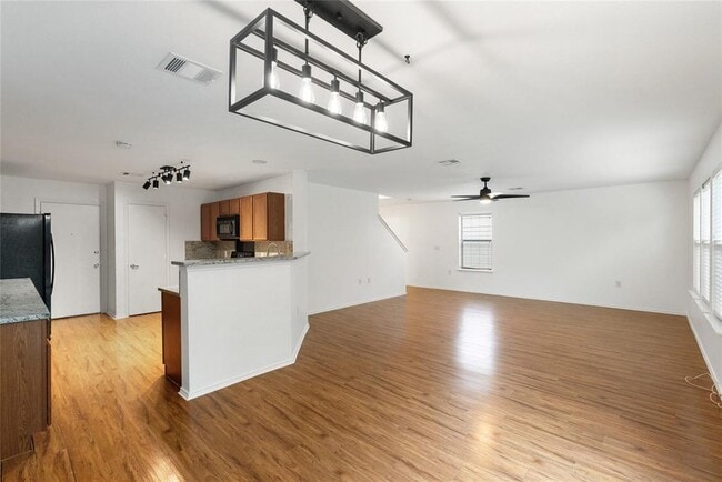 Building Photo - 6629 Doyal Dr