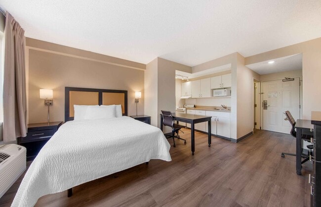 Building Photo - Furnished Studio-Fort Lauderdale - Cypress Creek - NW 6th Way