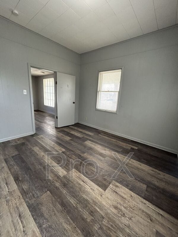 Building Photo - 1007 E Madison St