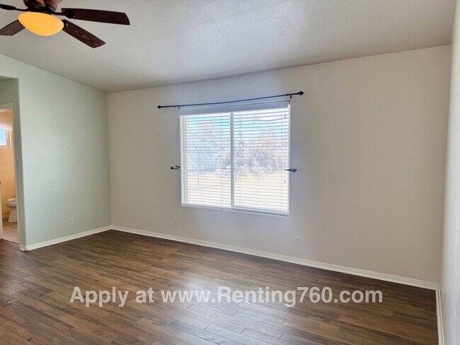 Building Photo - Rare and Spacious 4 Bedroom Indian Cove Home with Solar Panels!