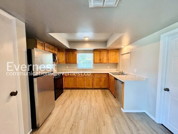Building Photo - 4708 Harwich St