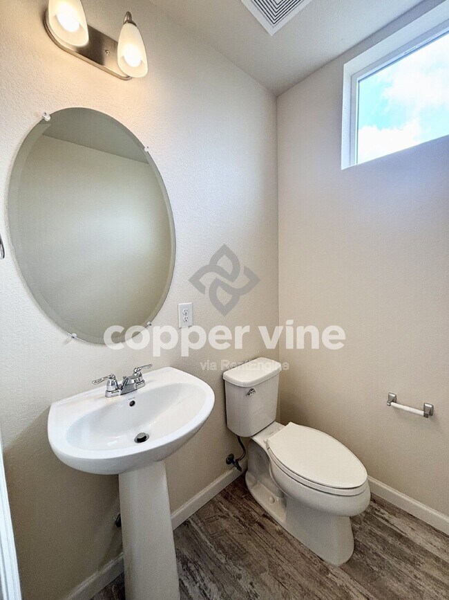 Building Photo - 19593 W 93rd Ln