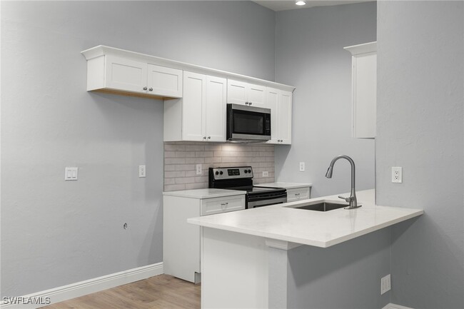 Building Photo - 1518 SW Courtyards Ln