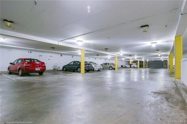Building Photo - 24 N De Baun Ave