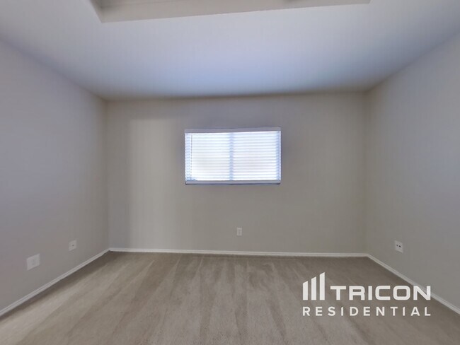 Building Photo - 145 Willow View