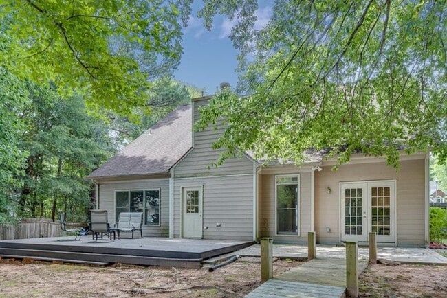 Building Photo - 6515 Fairgreen Dr