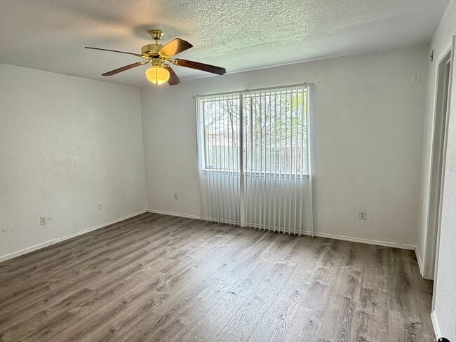 Building Photo - 2709 Haven Dr