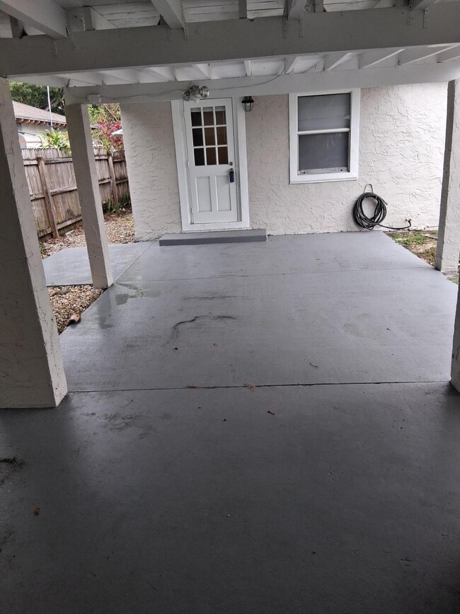 Building Photo - 5815 Garden Ave